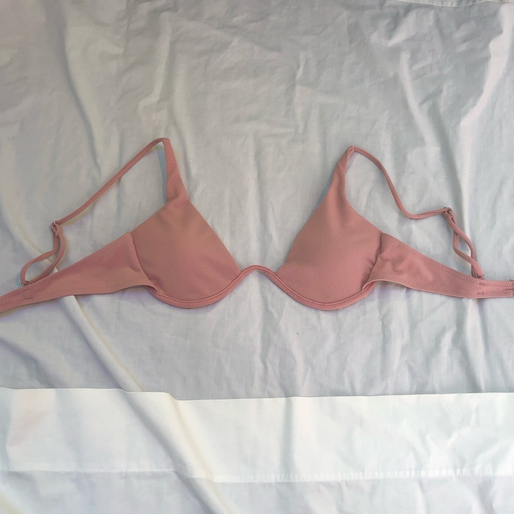 NWOT bikini top